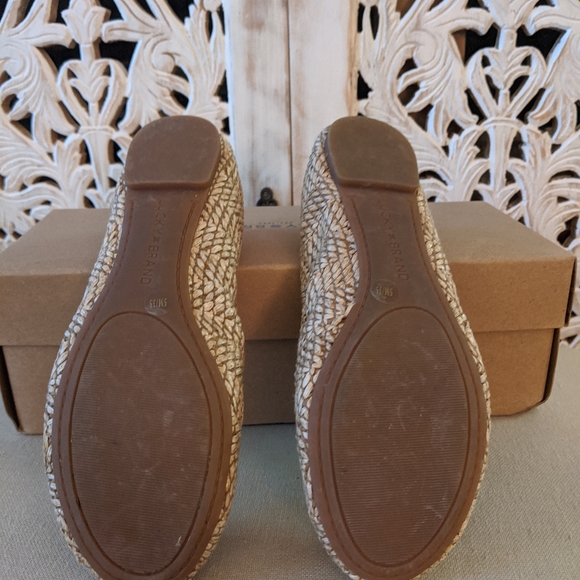 Summer Flats - Picture 3 of 4